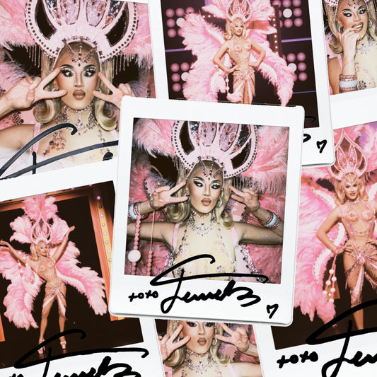 JEWELS SPARKLES VIVA LAS VEGAS RUNWAY LOOK